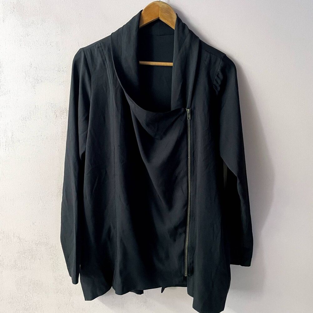 Forever 21 Black Flowy Lightweight Jacket Size M EUC - Picture 3 of 11